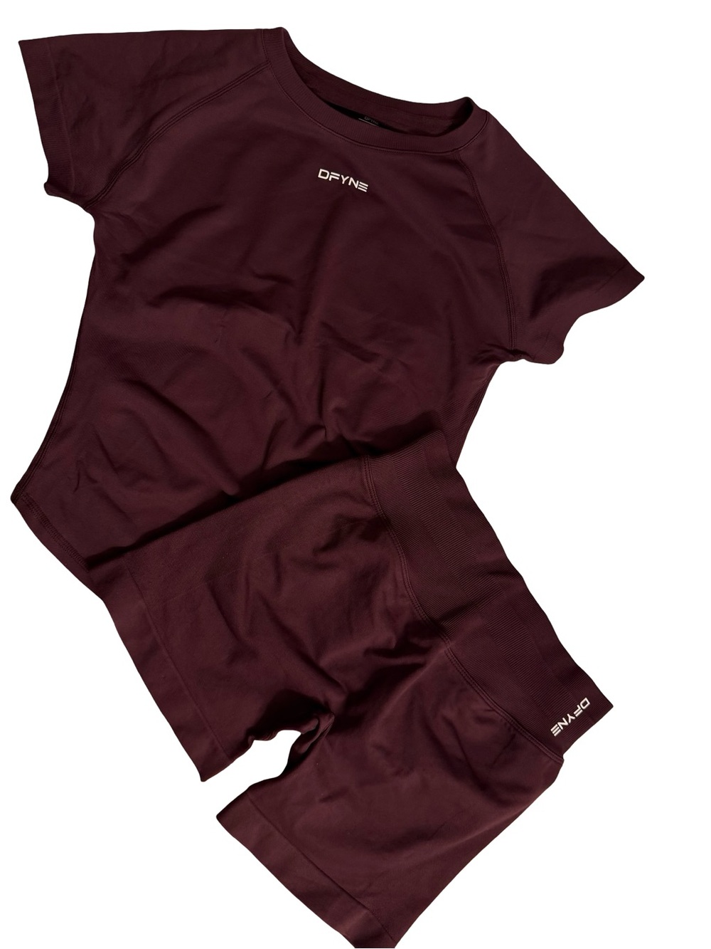 Dfyne Brown set